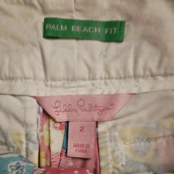Lily Pulitzer Floral Palm Beach Fit Casual Shorts Sz 2 side& back Pocket - Picture 3 of 7